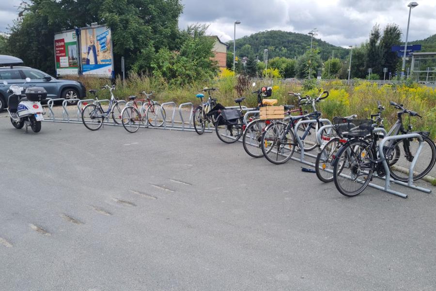 Bild von Radabstellanlagen am Bahnhof Jena Göschwitz
